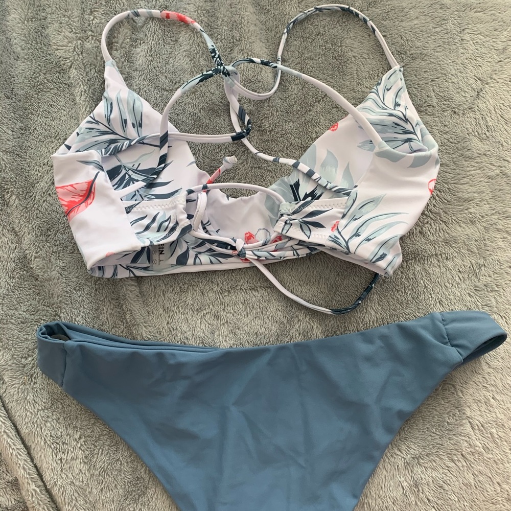 SHEIN Blue Floral Bikini